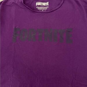 ⚫️ Fortnite short sleeve tee NEW medium purple